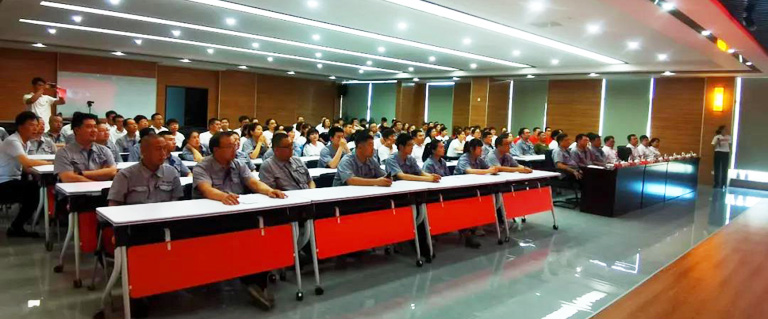 百年禮贊頌黨旗，同心起航唱紅歌